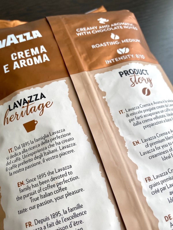 Зерновой кофе Lavazza Crema Aroma 3.jpg